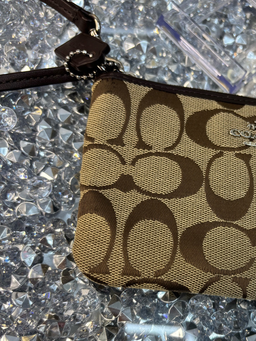 Coach Corner Zip Wristlet in Signature Canvas EUC - Picture 9 of 12